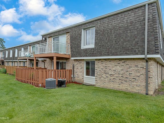 2nd image of 4511 Kings Walk Dr APT 1B