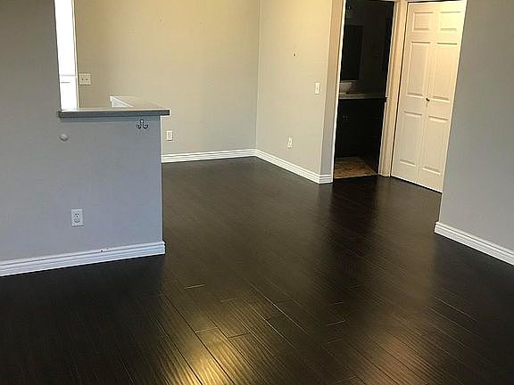 3rd image of 206 Woodland Pkwy Unit 227
