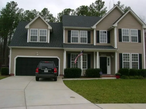 2209 Cuddy Ct, Chesapeake, VA 23323