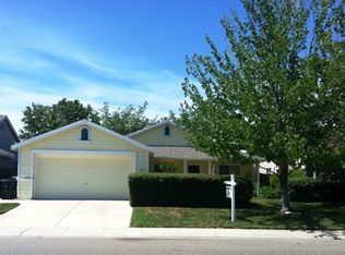 8324 Grand Cru Dr, Sacramento, CA 95829