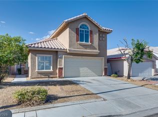 7946 Kentshire Dr, Las Vegas, NV 89117