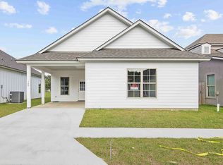 109 Santa Marta Dr, Youngsville, LA 70592