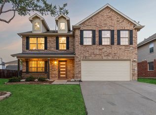 13232 Fencerow Rd, Fort Worth, TX 76244