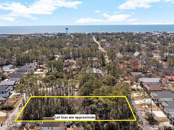 3rd image of 323&325 NE 56th Street Lots 12 & 13/26 & 27