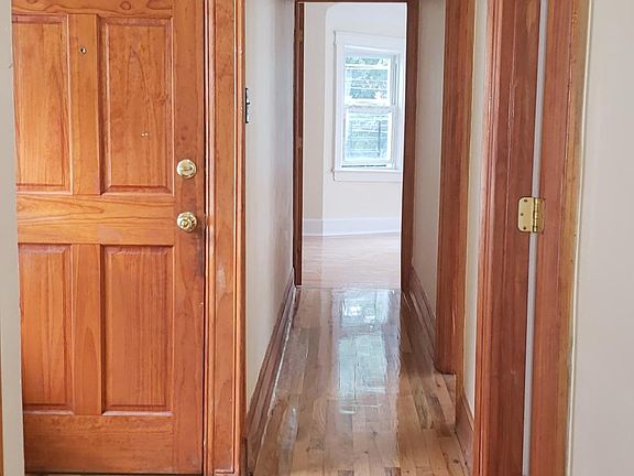 4th image of 317 Bolton Ave Floor 2