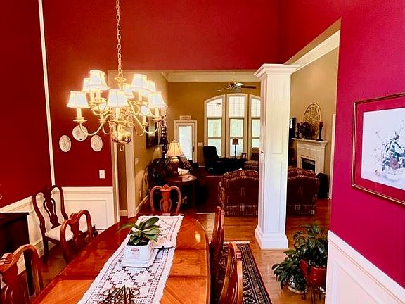 4th image of 208 Dahoon Ln