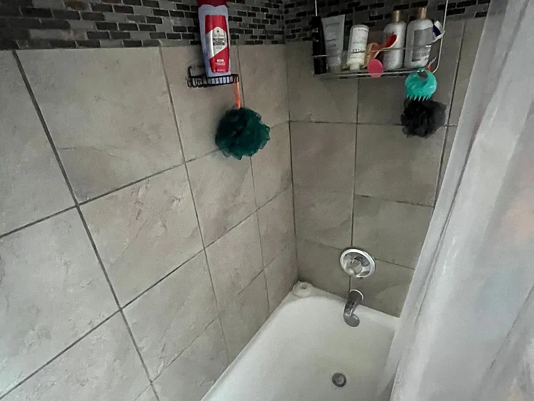 615 Parkside Dr — Photo 30