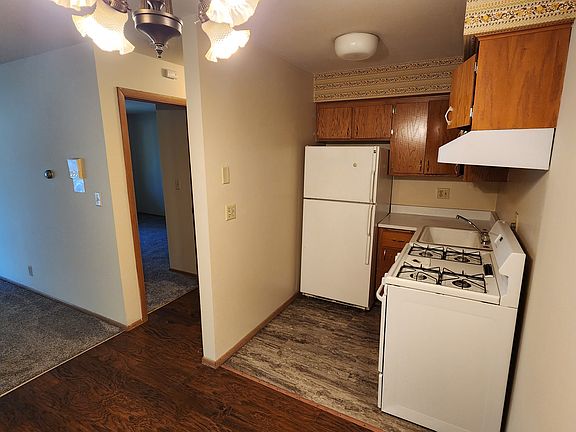 4th image of 7607 W Waterford Ave #5