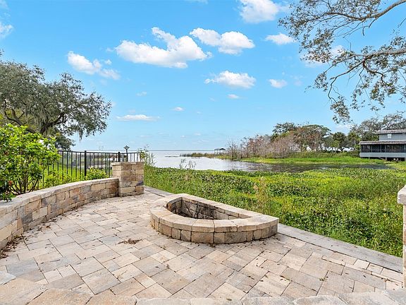 4th image of 805 Cliftons Cove Ct