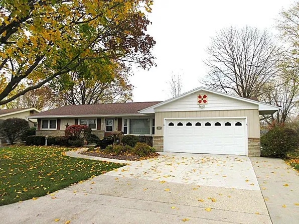 824 Torke Terrace, Plymouth, WI 53073