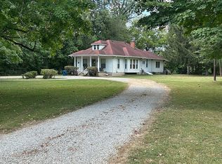 112 Mount Mercy Dr, Pewee Valley, KY 40056