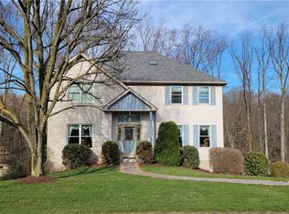 1025 Redoak Dr, Harrison City, PA 15636
