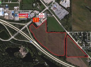 Doris Dr, Evansdale, IA 50707