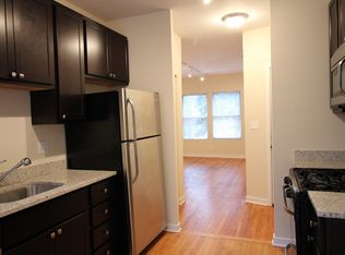 6971 N Greenview Ave APT 2S, Chicago, IL 60626