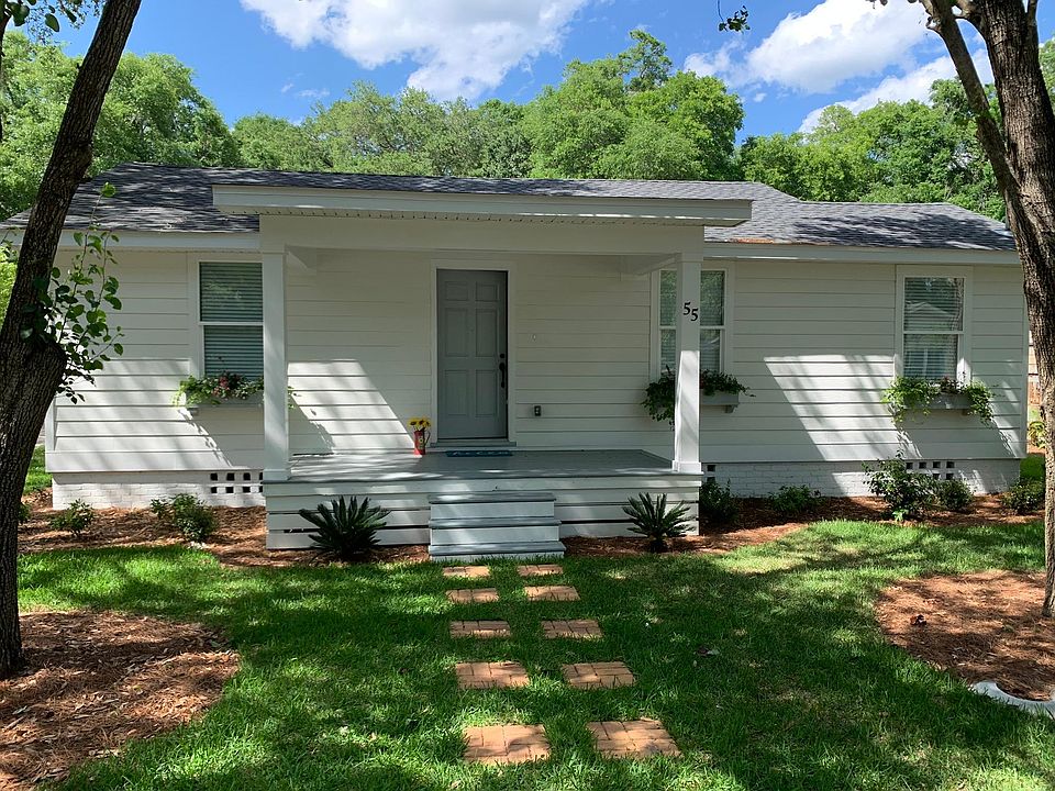 1st image of 55 Maxwell Ave