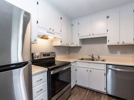 Ligon Apartments- 2900 Ligon St