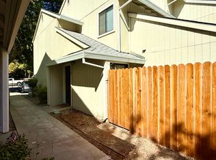 855 Adams Ter APT C, Davis, CA 95616