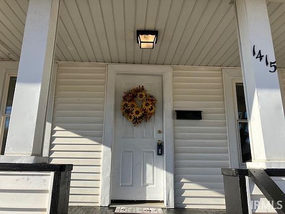 3rd image of 1415 College Ave