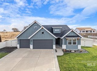 2408 N Sugar Loop Ave, Star, ID 83669
