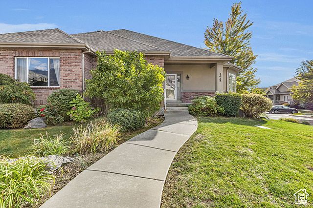 4427 W Bridgestone Dr, Cedar Hills, UT 84062 | Zillow 