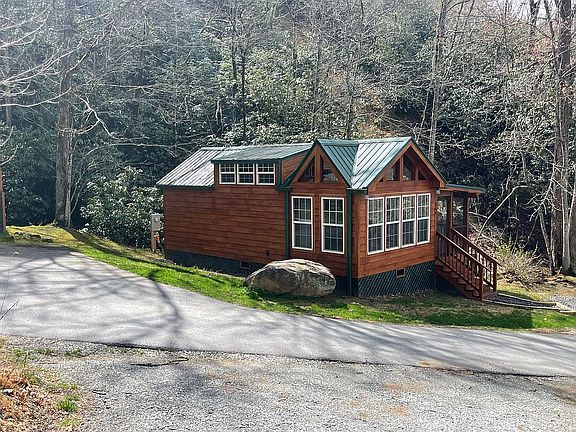 side view exterior