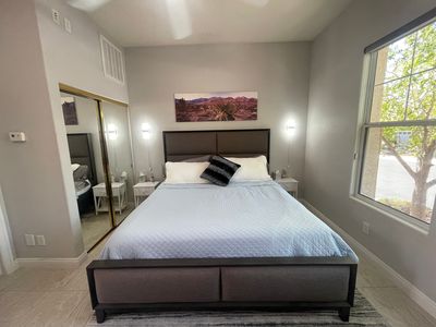 324 Denton Springs Ct, Las Vegas, NV, 89138