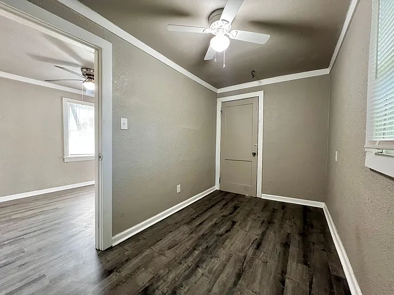 116 Grove St — Photo 21