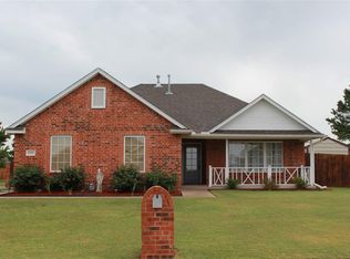 1101 E Reynolds St, Perkins, OK 74059