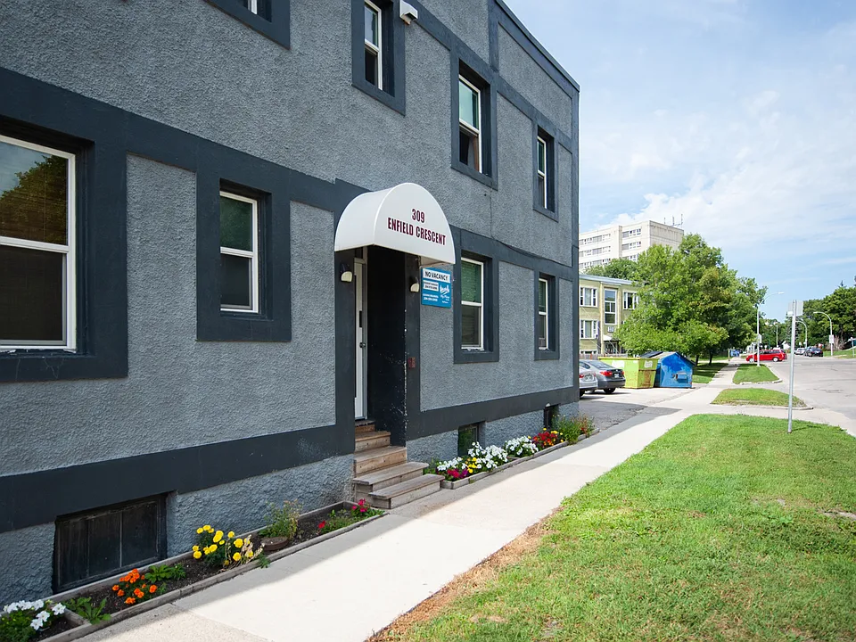 309 Enfield Cres #4