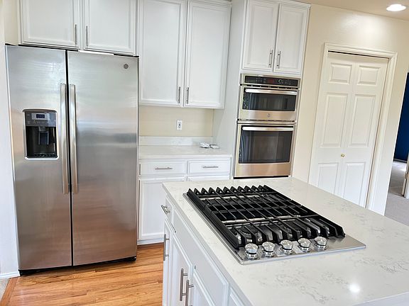 4th image of 25126 SE 41st Dr