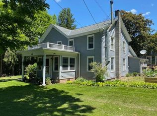 3 Mountain Ave, Stamford, NY 12167