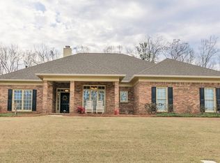 6472 Woodbriar Ln, Midland, GA 31820