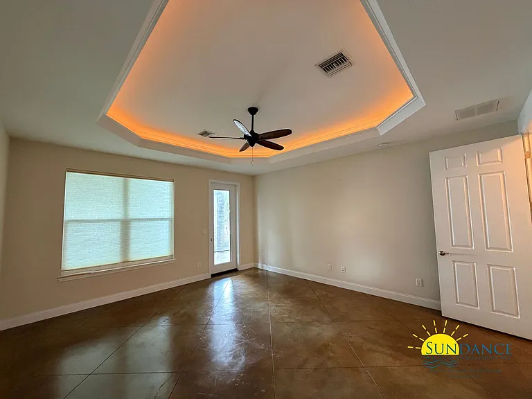 249 Beachview Dr — Photo 14