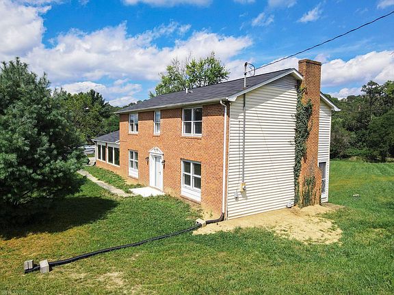 5th image of 1700 S Franklin St