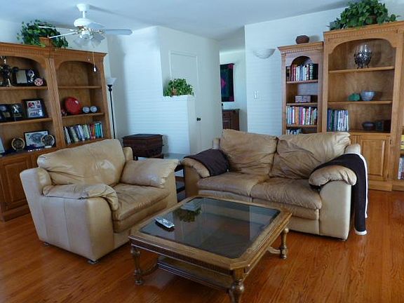 3rd image of 1168 Lynn Way