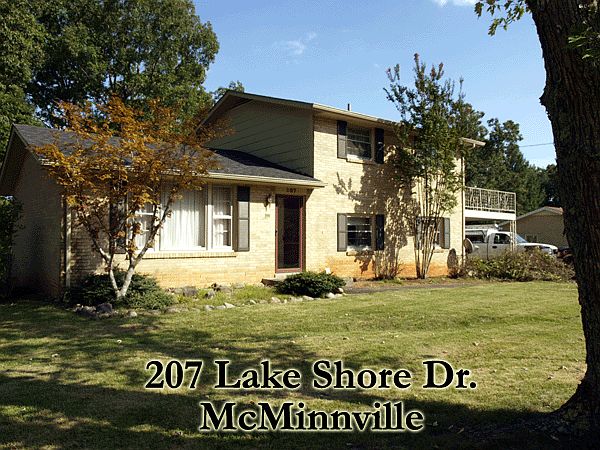 207-LakeShoreDr-1