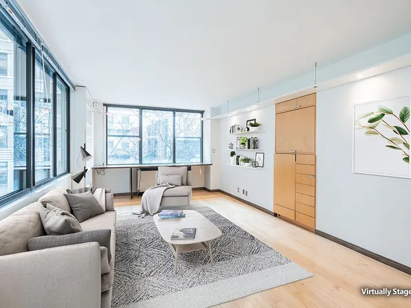 301 E 45th St APT 3B, New York, NY 10017