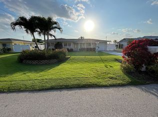 4912 Seville Ct, Cape Coral, FL 33904