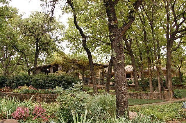 2nd image of 11221 Robinwood Ln
