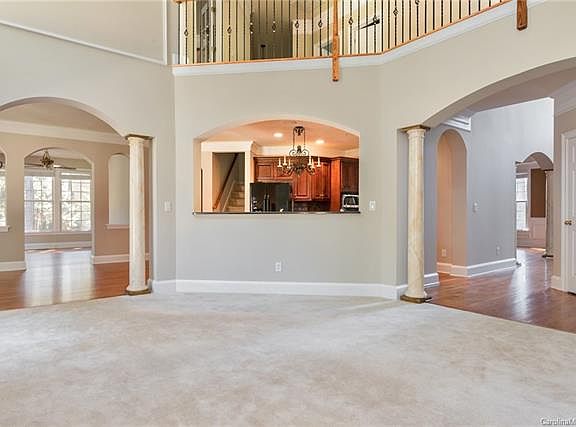 5th image of 8522 Broxburn Ln