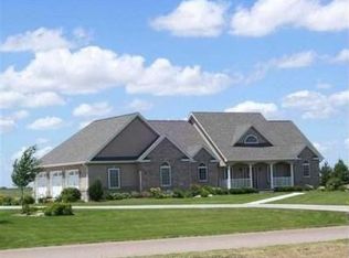 8322 S Sagebrush Trl, North Platte, NE 69101