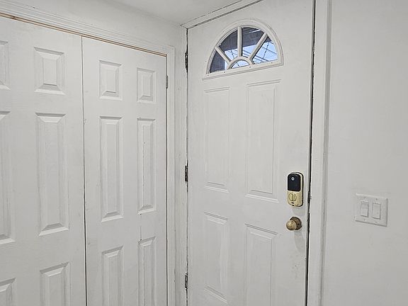 3rd image of 153 Wellbrook Ave #2