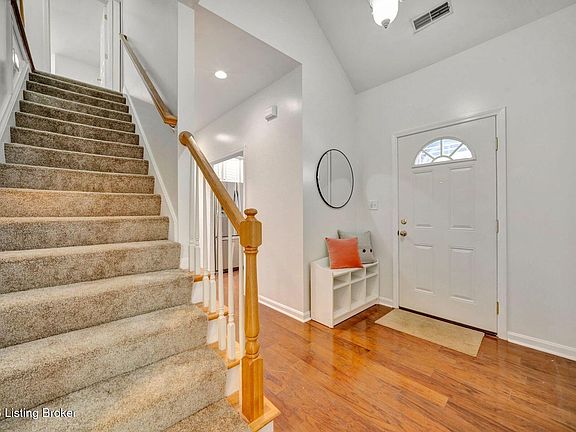 2nd image of 4405 Garden Leaf Dr