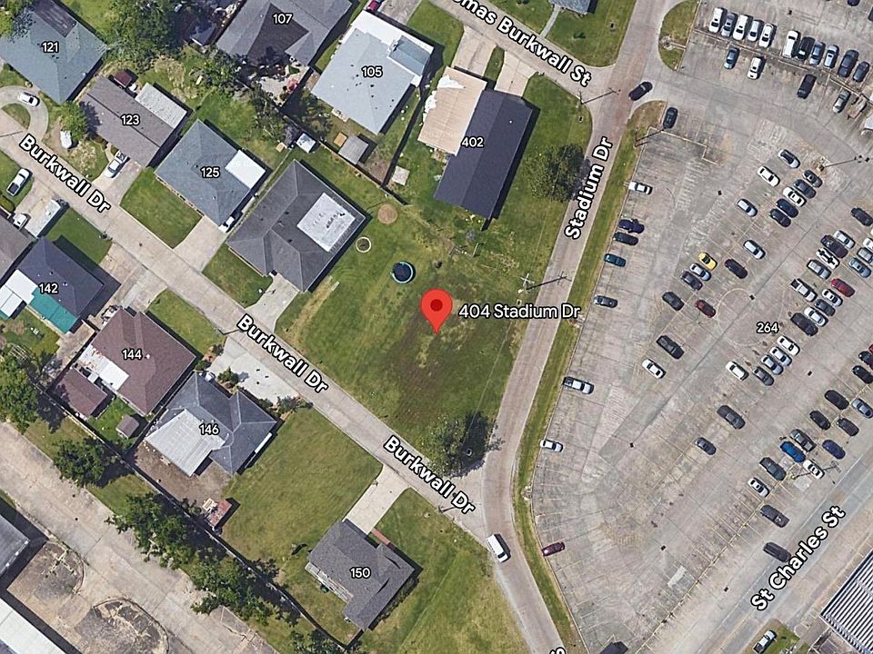 2nd image of 404 Stadium Dr