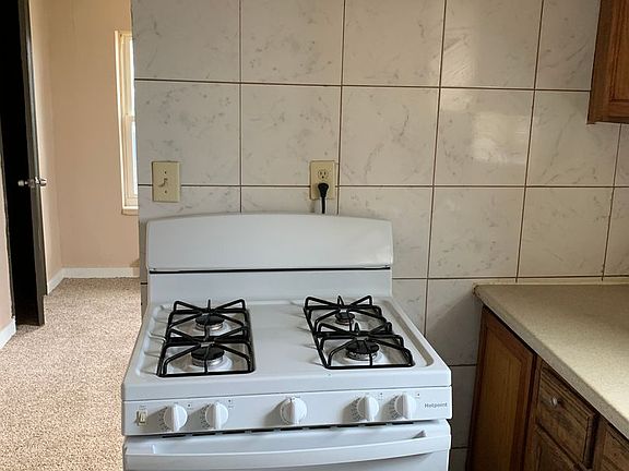 5th image of 904 Latrobe St #817-3