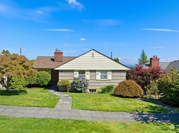 4042 39th Avenue SW, Seattle, WA 98116