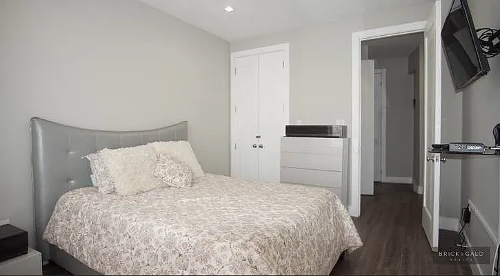 Rented by BRICK & GALO REALTY CORP | media 9