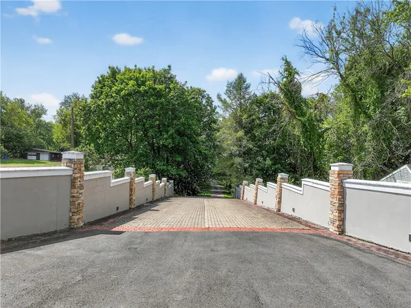 0 Dutch Ridge Rd, Beaver, PA 15009