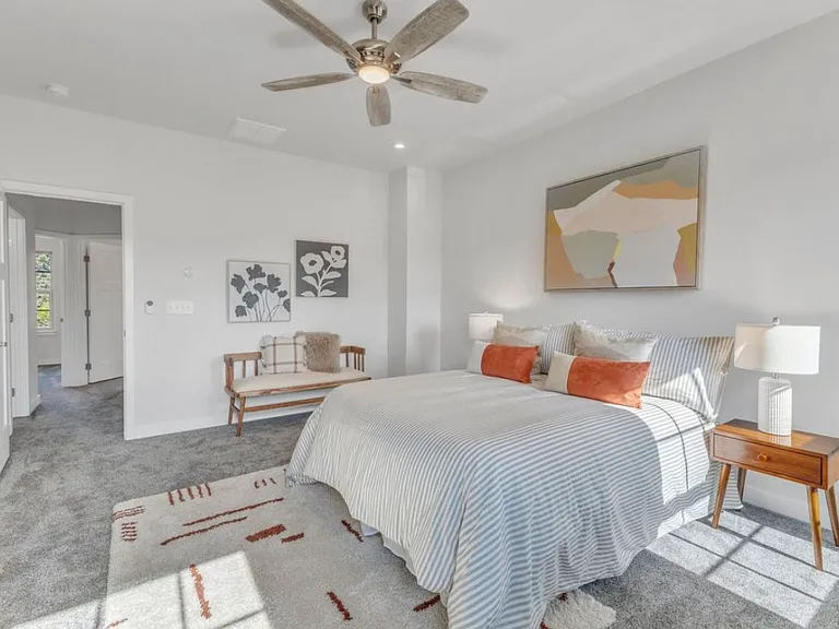 1011 Tannin Dr — Photo 24