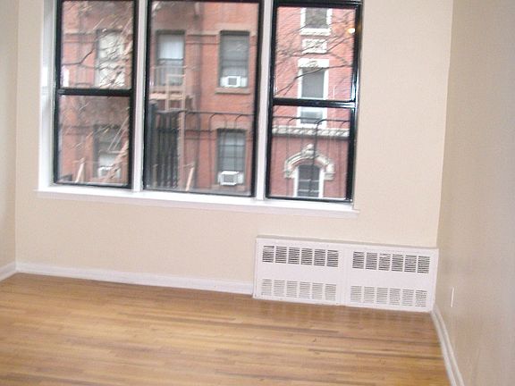 2nd image of 410 E 74th St